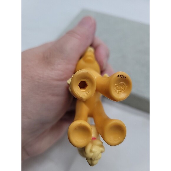 My Little Pony MLP FiM Applejack Figure G4 PVC 3" 2010 - Picture 12 of 15